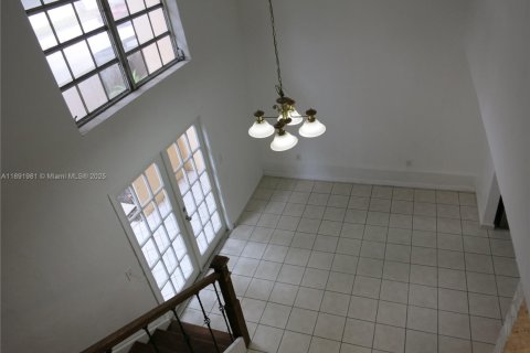 Copropriété à vendre à Miami, Floride: 3 chambres, 123.56 m2 № 1949288 - photo 9