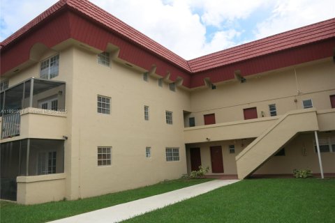 Copropriété à vendre à Miami, Floride: 3 chambres, 123.56 m2 № 1949288 - photo 3