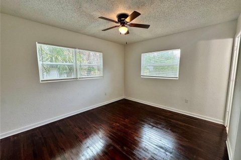 Villa ou maison à louer à Orlando, Floride: 5 chambres, 163.69 m2 № 1873257 - photo 30