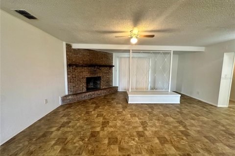 Villa ou maison à louer à Orlando, Floride: 5 chambres, 163.69 m2 № 1873257 - photo 4