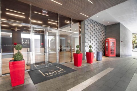 Снять в аренду кондоминиум в Майами, Флорида 3 спальни, 147.99м2, № 1963475 - фото 22