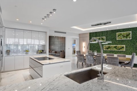 Copropriété à vendre à Aventura, Floride: 4 chambres, 315.87 m2 № 1956688 - photo 8