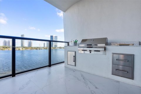 Copropriété à vendre à Aventura, Floride: 4 chambres, 315.87 m2 № 1956688 - photo 25