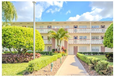 Copropriété à vendre à Boca Raton, Floride: 2 chambres, 78.04 m2 № 2154243 - photo 4