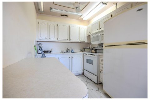 Copropriété à vendre à Boca Raton, Floride: 2 chambres, 78.04 m2 № 2154243 - photo 10