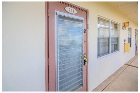 Copropriété à vendre à Boca Raton, Floride: 2 chambres, 78.04 m2 № 2154243 - photo 3