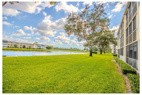 Copropriété à vendre à Boca Raton, Floride: 2 chambres, 78.04 m2 № 2154243 - photo 13