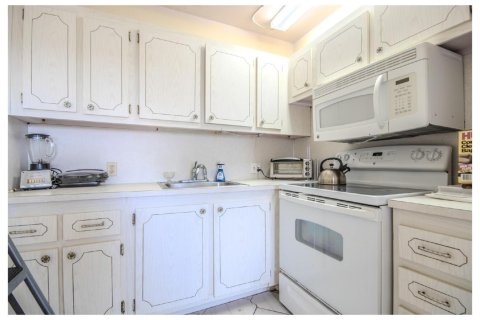 Copropriété à vendre à Boca Raton, Floride: 2 chambres, 78.04 m2 № 2154243 - photo 6