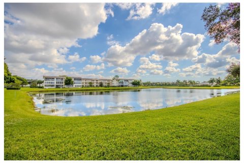 Copropriété à vendre à Boca Raton, Floride: 2 chambres, 78.04 m2 № 2154243 - photo 21