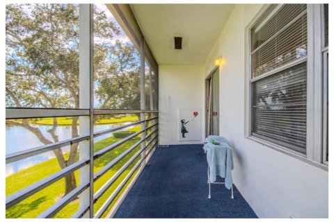 Copropriété à vendre à Boca Raton, Floride: 2 chambres, 78.04 m2 № 2154243 - photo 25