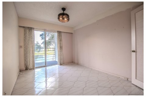 Copropriété à vendre à Boca Raton, Floride: 2 chambres, 78.04 m2 № 2154243 - photo 9