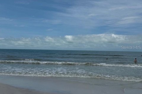 Condo in Saint Pete Beach, Florida, 1 bedroom  № 1690206 - photo 23