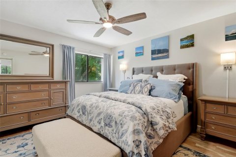Condo in Tampa, Florida, 2 bedrooms № 2225263 - photo 25