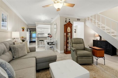 Condo in Tampa, Florida, 2 bedrooms № 2225263 - photo 11