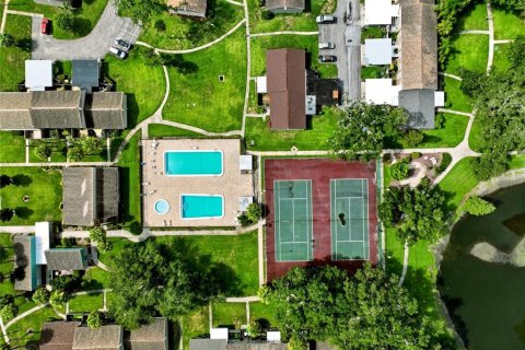 Condo in Tampa, Florida, 2 bedrooms № 2225263 - photo 4