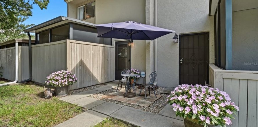 Condo in Tampa, Florida, 2 bedrooms № 2225263