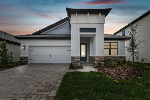 House in Zephyrhills, Florida 3 bedrooms, 201.23 sq.m. № 1723452 - photo 2