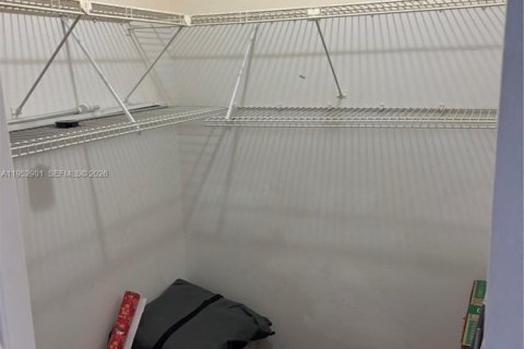 Appartement à louer à Hallandale Beach, Floride: 2 chambres, 99.87 m2 № 2007964 - photo 10