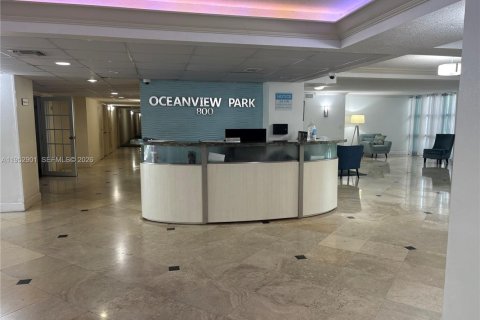 Appartement à Hallandale Beach, Floride 2 chambres, 99.87 m2 № 2007964