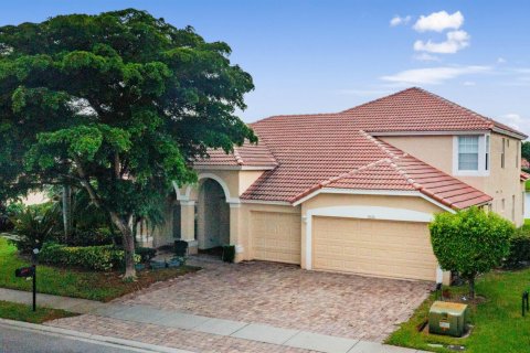 Casa en venta en West Palm Beach, Florida, 5 dormitorios, 299.98 m2 № 2382097 - foto 2