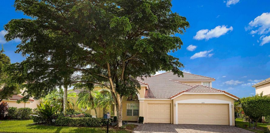 Casa en West Palm Beach, Florida 5 dormitorios, 299.98 m2 № 2382097