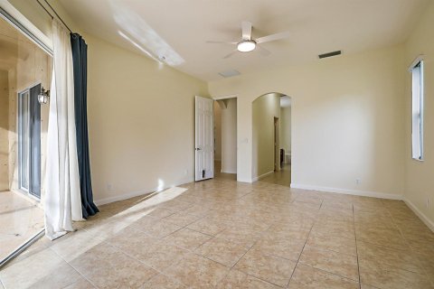 Casa en venta en West Palm Beach, Florida, 5 dormitorios, 299.98 m2 № 2382097 - foto 28