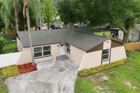 Casa en Seffner, Florida 4 dormitorios, 138.52 m2 № 2329904