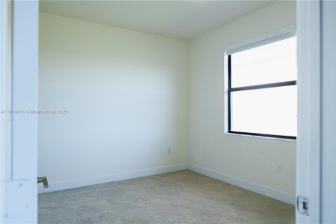 Condominio en alquiler en Doral, Florida, 2 dormitorios, 99.59 m2 № 1974330 - foto 30