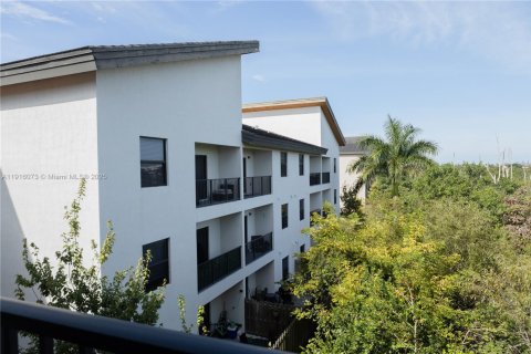 Condominio en alquiler en Doral, Florida, 2 dormitorios, 99.59 m2 № 1974330 - foto 20