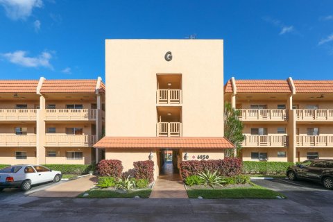 Condominio en Margate, Florida, 1 dormitorio № 2177441