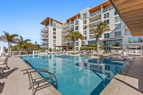 Townhouse in Clearwater, Florida 3 bedrooms, 303.23 sq.m. № 1901382 - photo 16