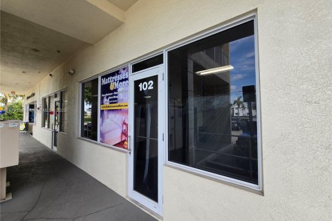 Immobilier commercial à vendre à Margate, Floride № 1981137 - photo 13