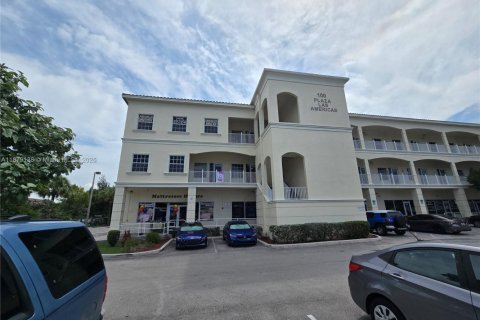 Immobilier commercial à vendre à Margate, Floride № 1981137 - photo 2