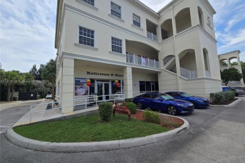 Immobilier commercial à Margate, Floride № 1981137