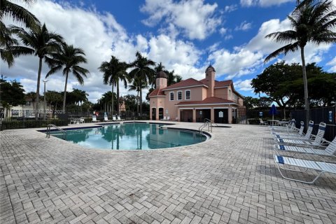 Condominio en alquiler en North Lauderdale, Florida, 1 dormitorio, 81.57 m2 № 2010575 - foto 19