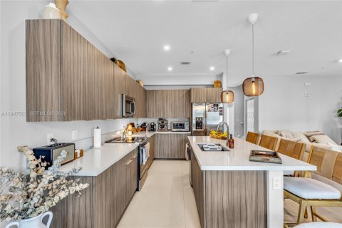 Copropriété à vendre à Doral, Floride: 2 chambres, 121.89 m2 № 2005368 - photo 10