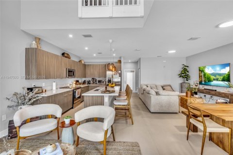 Copropriété à vendre à Doral, Floride: 2 chambres, 121.89 m2 № 2005368 - photo 8