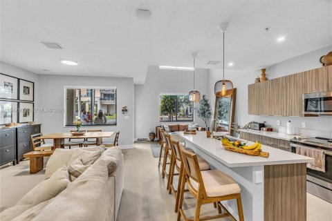 Copropriété à vendre à Doral, Floride: 2 chambres, 121.89 m2 № 2005368 - photo 13