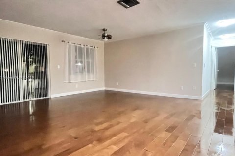 Copropriété à vendre à South Palm Beach, Floride: 2 chambres, 130.43 m2 № 1898272 - photo 7