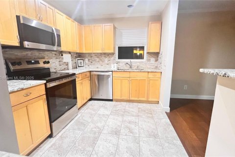 Copropriété à vendre à South Palm Beach, Floride: 2 chambres, 130.43 m2 № 1898272 - photo 13