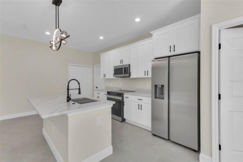 Casa en venta en Orange City, Florida, 3 dormitorios, 117.99 m2 № 1640572 - foto 16