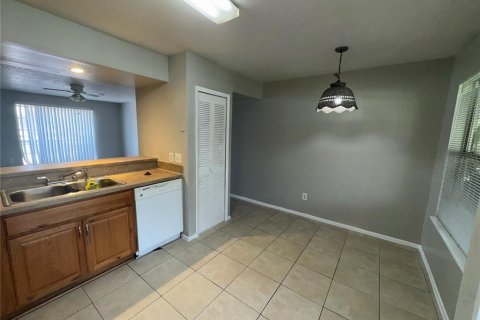 Townhouse in Kissimmee, Florida 2 bedrooms, 92.16 sq.m. № 1916497 - photo 7
