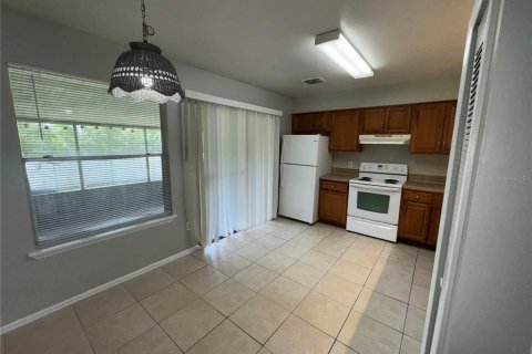 Townhouse in Kissimmee, Florida 2 bedrooms, 92.16 sq.m. № 1916497 - photo 4