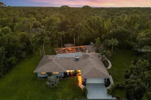 Villa ou maison à vendre à Sarasota, Floride: 5 chambres, 232.26 m2 № 1518271 - photo 29