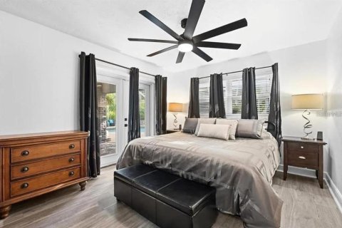 Villa ou maison à vendre à Sarasota, Floride: 5 chambres, 232.26 m2 № 1518271 - photo 4