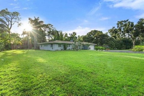Villa ou maison à vendre à Sarasota, Floride: 5 chambres, 232.26 m2 № 1518271 - photo 17