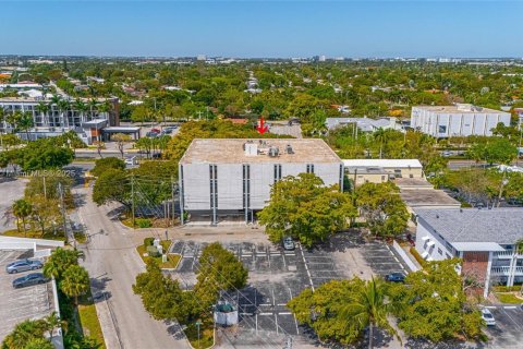 Commercial property in Fort Lauderdale, Florida № 1696196 - photo 13