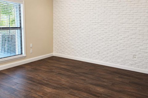 Condo in Winter Park, Florida, 2 bedrooms № 2379098 - photo 12