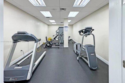 Condominio en venta en Tamarac, Florida, 2 dormitorios, 95.22 m2 № 1980214 - foto 3