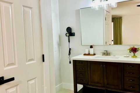Condominio en alquiler en Kissimmee, Florida, 3 dormitorios, 111.67 m2 № 1776927 - foto 16